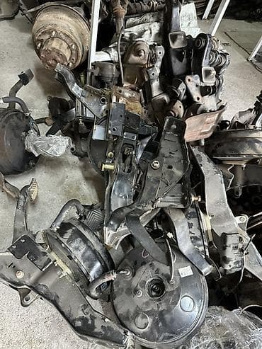 рулевой насос портер 1: Ходовые запчасти для Хундай Портер 1,2 привазной из Кореи Передние и — 5