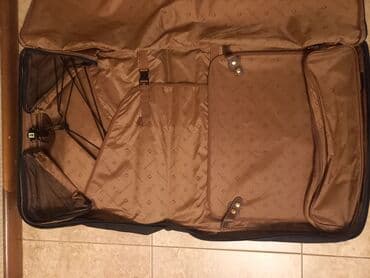 чемодан дорожный бу: Продаю портплед(сумка-чехол для костюмов и личных вещей). Производство — 5