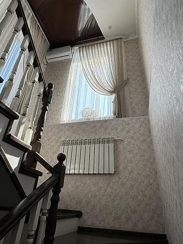 Дома: Продаётся просторный 2-этажный дом в ж/м Оскон-Ордо, г. Бишкек — 10