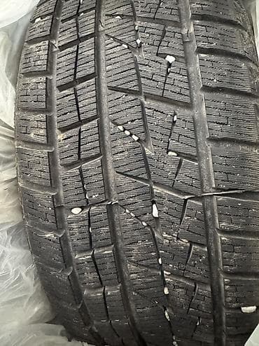 сапок 410: Шины 235 / 50 / R 18, Зима, Б/у, Комплект, Легковые, Китай, Goform — 2