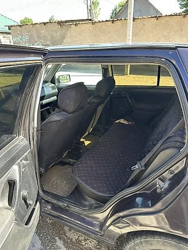 св 95: Volkswagen Golf: 1992 г., 1.8 л, Механика, Бензин, Хэтчбэк — 7