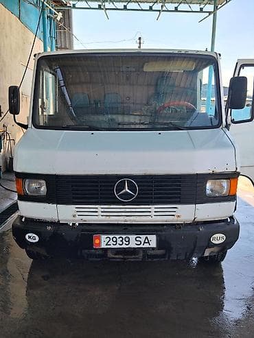 814 d: Грузовик, Mercedes-Benz, Стандарт, 3 т, Б/у — 1