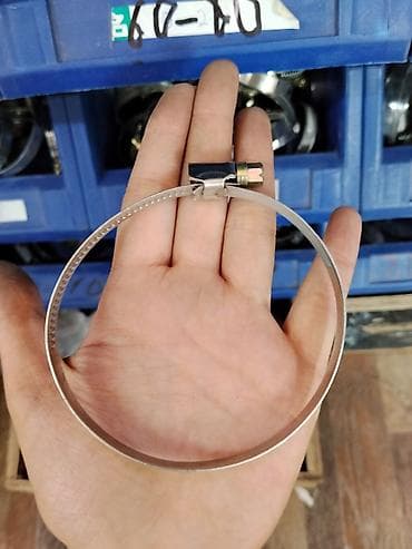 Хомут червячный металлический - Тип: червячный хомут с винтовым