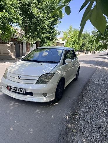 toyota estima 2003: Toyota Ist: 2003 г., 1.5 л, Автомат, Бензин, Хэтчбэк — 3