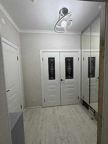 Квартира с современной отделкой и встроенной кухней - Планировка