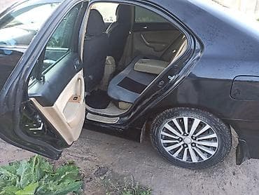 hammer h3: Honda Accord: 2004 г., 2 л, Автомат, Бензин, Хэтчбэк — 9