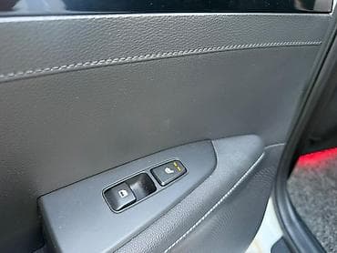 ki ray: Kia K3: 2022 г., Седан — 10