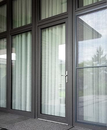 пластик окна: Алюминиевые двери и витражные конструкции Описание: - Современные — 2