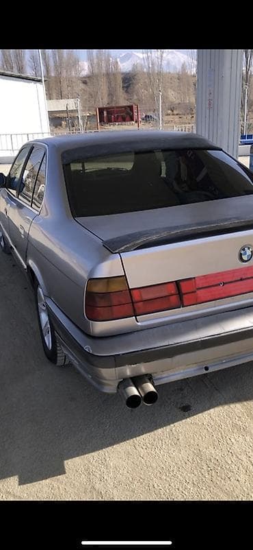 морда е34: BMW 5 series: 1992 г., 2 л, Механика, Бензин, Седан — 6