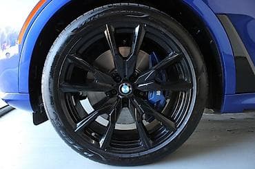 на фары: BMW X7: 2023 г., Внедорожник — 8