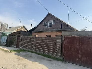 Продаётся частный жилой дом с придомовой территорией и капитальным — 1