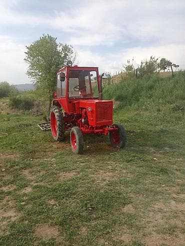 Трактор «Владимирец» Т-25 с кабиной - Компактный колесный трактор для