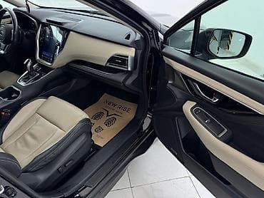 q 7: Subaru Outback: 2021 г., 2.5 л, Вариатор, Бензин, Универсал — 9