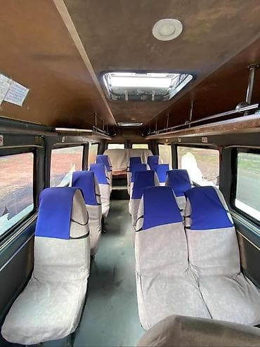 автоэлектрик обучение с нуля: Mercedes‑Benz Sprinter — пассажирский микроавтобус белого цвета с — 2