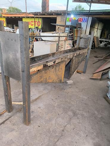 Компрессоры: Металлический бункер/приемный лоток для сыпучих материалов Описание — 1