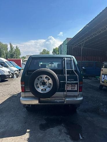 айни 95: Isuzu Bighorn: 1995 г., 3.1 л, Автомат, Дизель, Внедорожник — 4