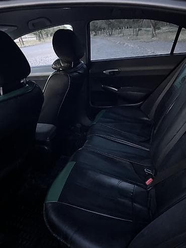 купить авто дёшево: Honda Civic: 2006 г., 1.8 л, Автомат, Бензин, Седан — 7