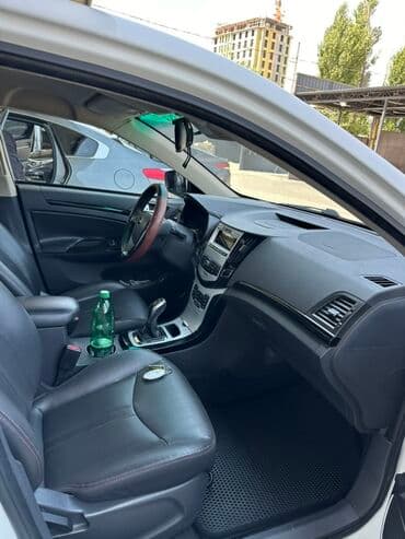 ешка e302: BYD : 2019 г., Автомат, Электромобиль, Седан — 5