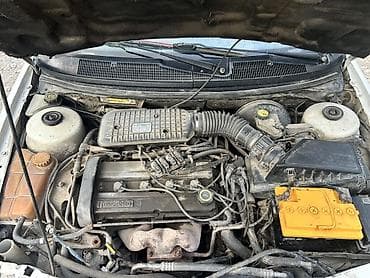 жигули капот: Ford Mondeo: 1997 г., 1.6 л, Механика, Газ, Седан — 5