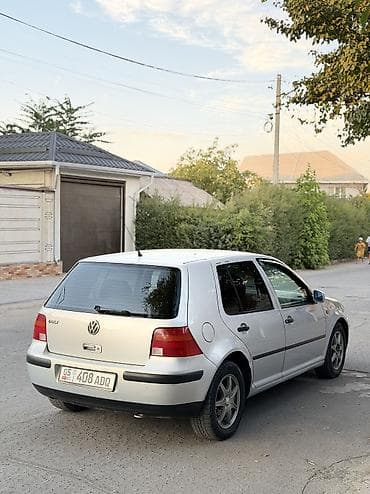 Транспорт: Volkswagen Golf: 2000 г., 1.6 л, Механика, Бензин, Хэтчбэк — 4