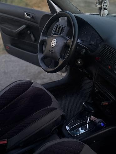 гоф тройка: Volkswagen Golf: 1998 г., 2 л, Автомат, Бензин, Хэтчбэк — 5