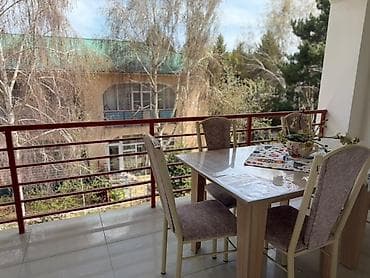 локал: Аренда квартиры на Иссык-Куле, центр отдыха «Радуга West». Вместимость — 9