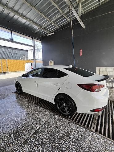 subaru imprezza: Hyundai Avante: 2019 г., 1.6 л, Вариатор, Бензин, Седан — 8