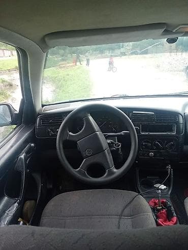 bid e2: Volkswagen Golf: 1995 г., 1.8 л, Ручные, Бензин, Хэтчбэк — 4