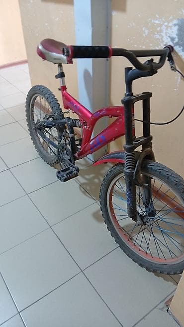 вилка 26: Детский велосипед, 2-колесный, 9 - 13 лет, Для мальчика, Б/у — 1