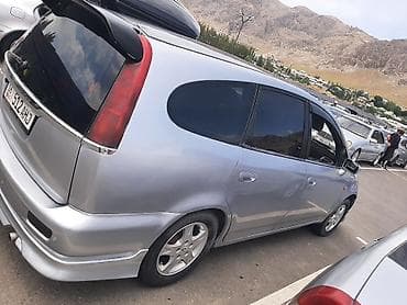 одиссей юбка: Honda Stream: 2002 г., 2 л, Механика, Бензин, Минивэн — 4