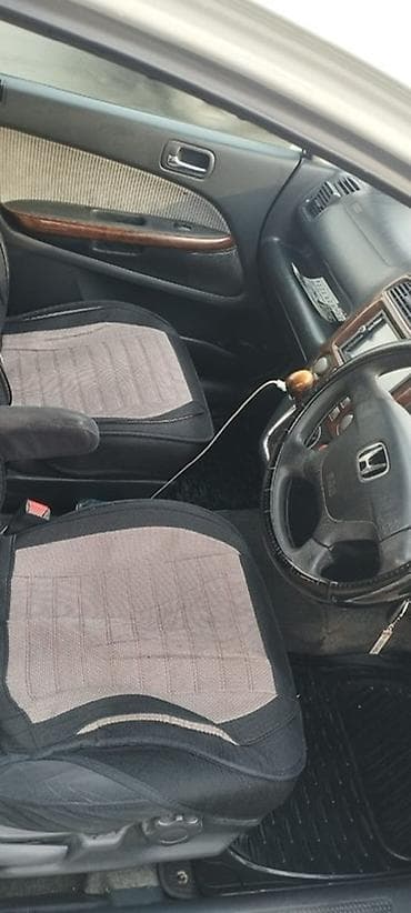 чехлы на хонда стрим: Honda Stream: 2002 г., 2 л, Автомат, Бензин, Универсал — 5