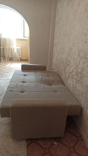 кровати диваны: Прямой диван, Б/у — 3