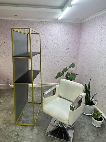 парикмахерские стол: Парикмахерское рабочее место: напольное зеркало с металлическим — 2