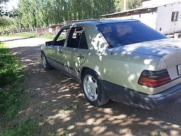 р 19: Mercedes-Benz W124: 1990 г., 2.6 л, Механика, Бензин, Седан — 1