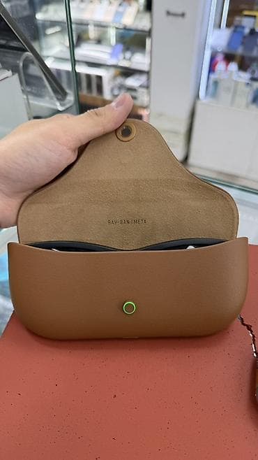 Личные вещи: Очки Ray-Ban | Meta gen 2 (умные очки с камерой) в классической оправе — 3