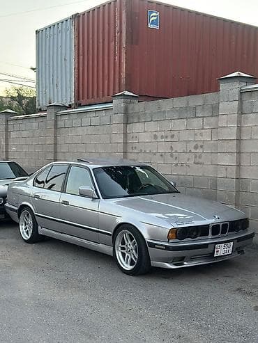 bmb 5: BMW 5 series: 1992 г., 2.5 л, Механика, Бензин, Седан — 5