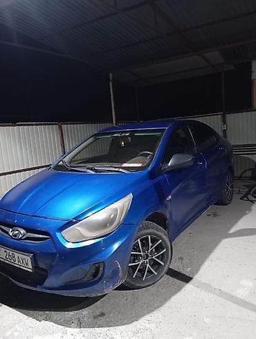 Транспорт: Hyundai Accent: 2011 г., Механика, Бензин, Седан — 1