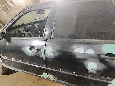 Volkswagen: Volkswagen Passat: 1994 г., 2 л, Механика, Бензин, Седан — 7