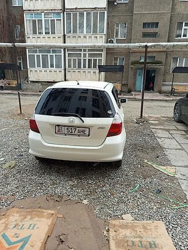 р16 r16: Honda Fit: 2005 г., 1.3 л, Вариатор, Бензин, Хэтчбэк — 2