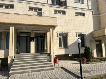 дом в центре бишкека: Сдаю Офис, 150 м², В жилом комплексе, 1 линия, С отдельной кухней, С отдельным входом — 1