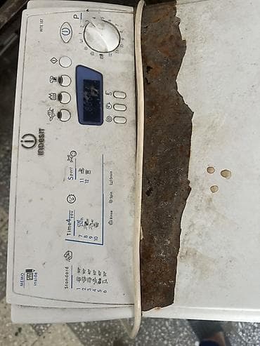 Техника и электроника: Стиральная машина Indesit WITE 107, вертикальная загрузка — 1