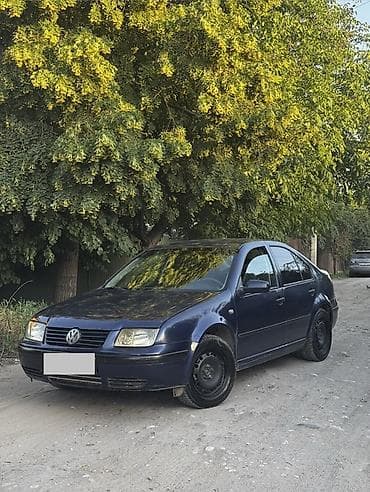 transporter multivan: Volkswagen Bora: 2002 г., 2 л, Механика, Бензин, Седан — 5