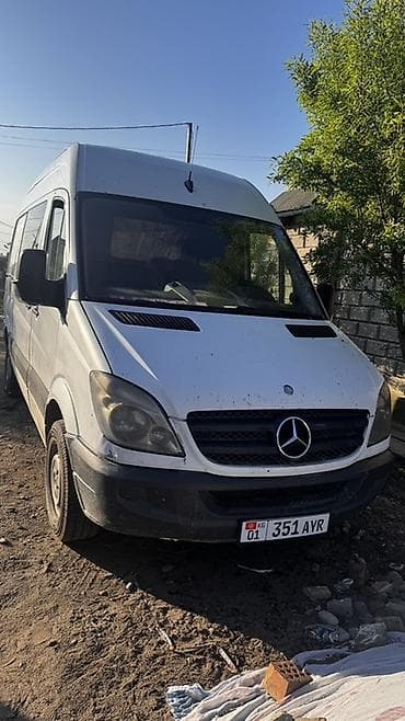 Mercedes-Benz Спринтер: 2011 г., 2.7 л, Дизель, Фургон at lalafo.kg Mercedes-Benz Спринтер: 2011 г., 2.7 л, Дизель, Фургон