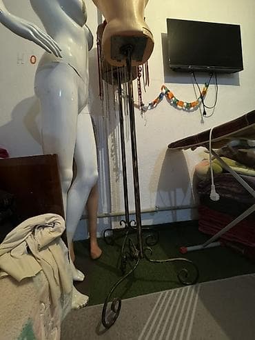 Цена договорная :Набор для магазина и гардероба: тремпели + манекены + — 3