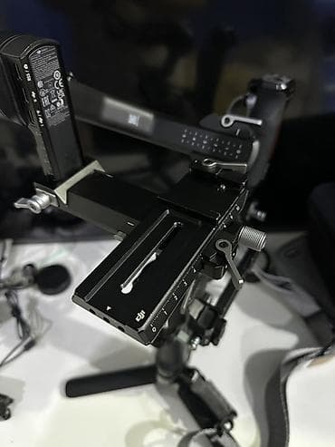 hp 45: Продаю DJI RS 3 – профессиональный 3-осевой стабилизатор. В идеальном — 2