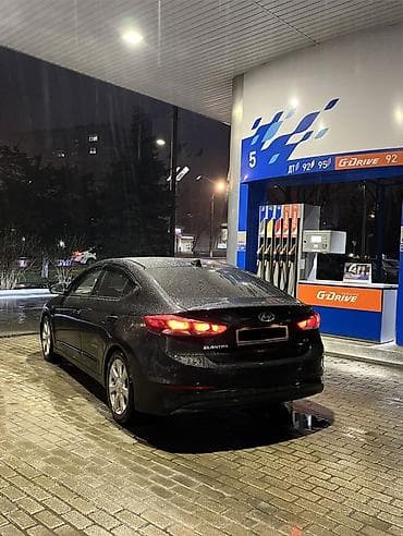 daewoo ravon: Hyundai Elantra: 2018 г., 2 л, Автомат, Бензин, Седан — 4