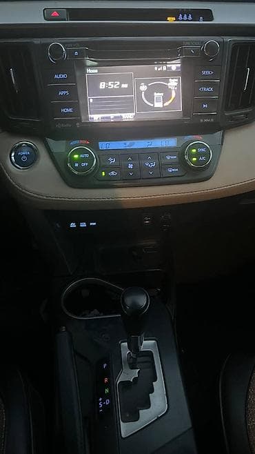 стант руль: Toyota RAV4: 2018 г., 2.5 л, Вариатор, Гибрид, Кроссовер — 6