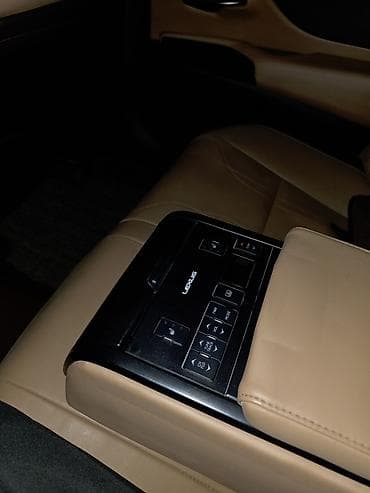 crv rd1: Lexus ES: 2019 г., 2.5 л, Вариатор, Гибрид, Седан — 9