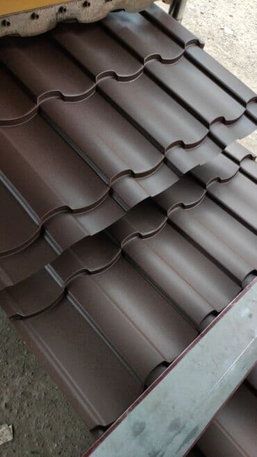 кровельное железо: Черепица (металл) Профнастил в ассортименте цветов Комплектующие — 12