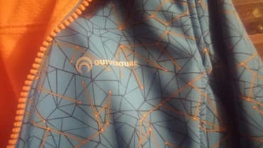 Ковролин: Куртки на подросткаголубая новаяфирменная,непромокаемаяфлисовый lalafo.kg да — 2 Ковролин: Куртки на подросткаголубая новаяфирменная,непромокаемаяфлисовый — 2